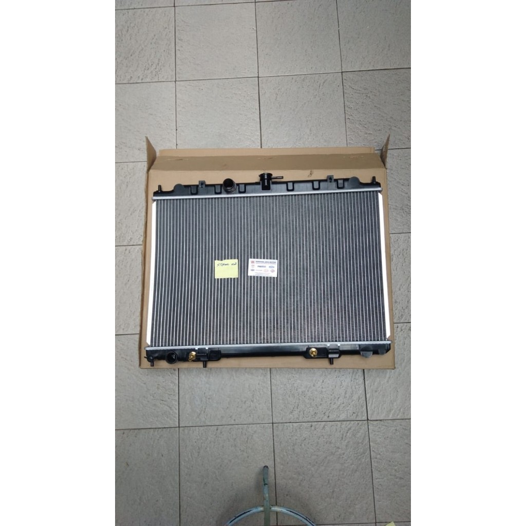 Radiator Nissan Xtrail T30 Old