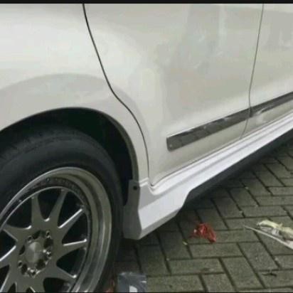 Aksesoris Mobil Bodykit Innova Reborn Crysta 2016 2017 Bebas Biaya Ongkir Jawa, Sumatera Dan Bali  P
