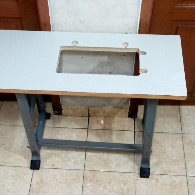 Meja Dan Kaki H Mesin Jahit Hitam Klasik / Kecil Butterfly