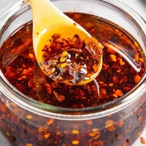 

Chili oil /minyak cabe/saos cabe ukuran 1 kg AM99