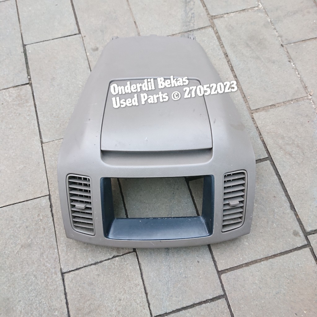 kisi ac tengah frame dashboard nissan serena C24