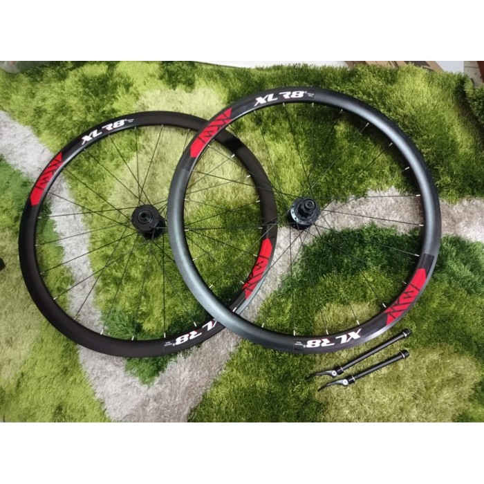 WHEELSET XL8 700C DISCBRAKE TA XLR8 DX1838