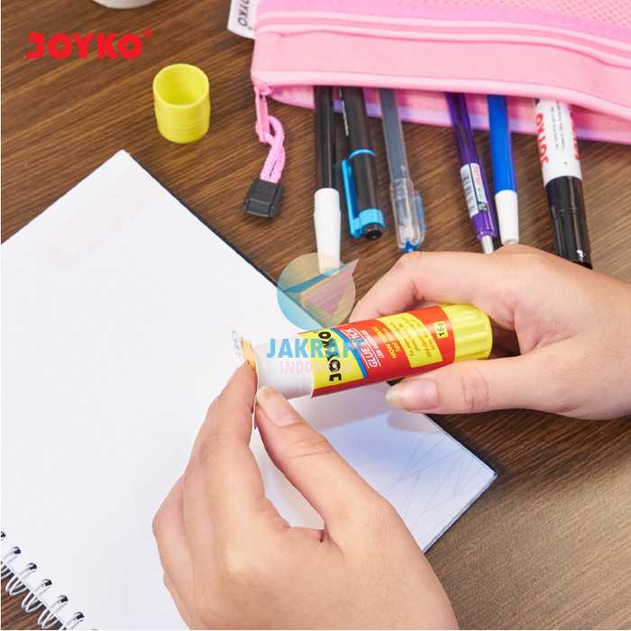 

Glue Stick Lem Stik Putar Joyko 15 Gram Gs-15 / Gs-102 Sedang