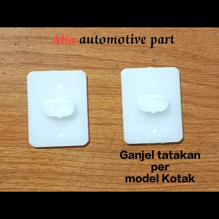 ```````] Ganjal per /Tatakan Daun mobil universal model Kotak