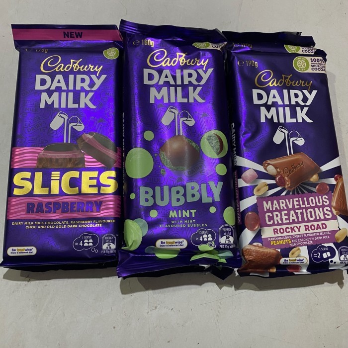 

CADBURRY DAIRY MILK CHOCOLATE / CHOCOLATE IMPORT