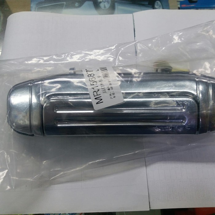 Handle Pintu Belakang Pajero Bensin th1994 sd th1998