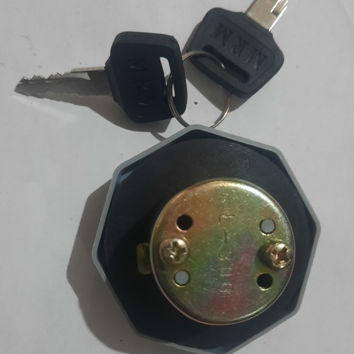 tutup tangki solar L300 diesel