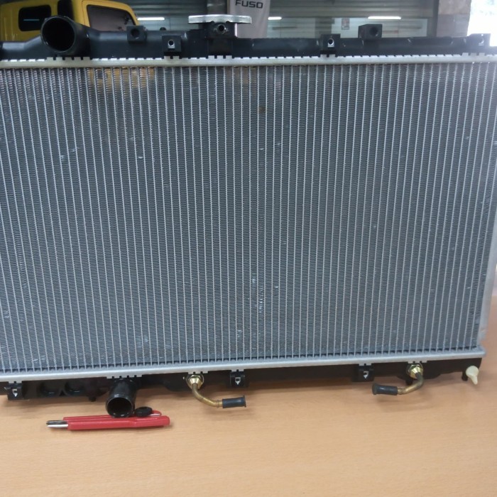 RADIATOR LANCER CK4 - MR187964
