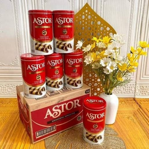 

[1 Dus] Astor Wafer Stik Chocolate Creamy Kaleng 330gr isi 6