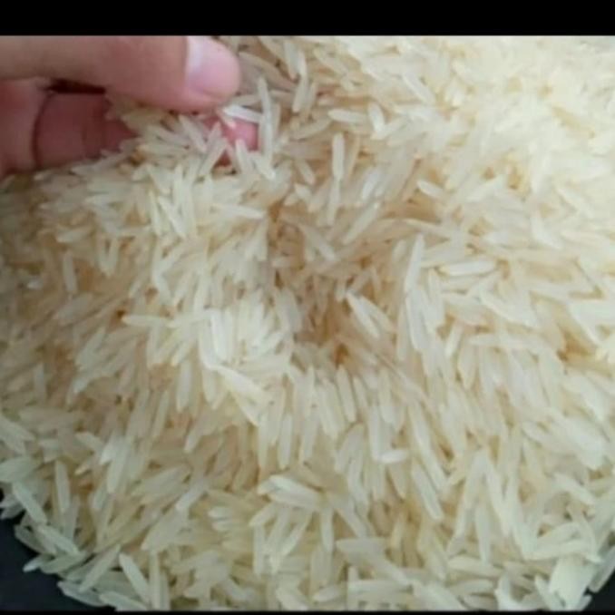 

basmati rice.(produk setara dengan beras daawat premium) 1kg