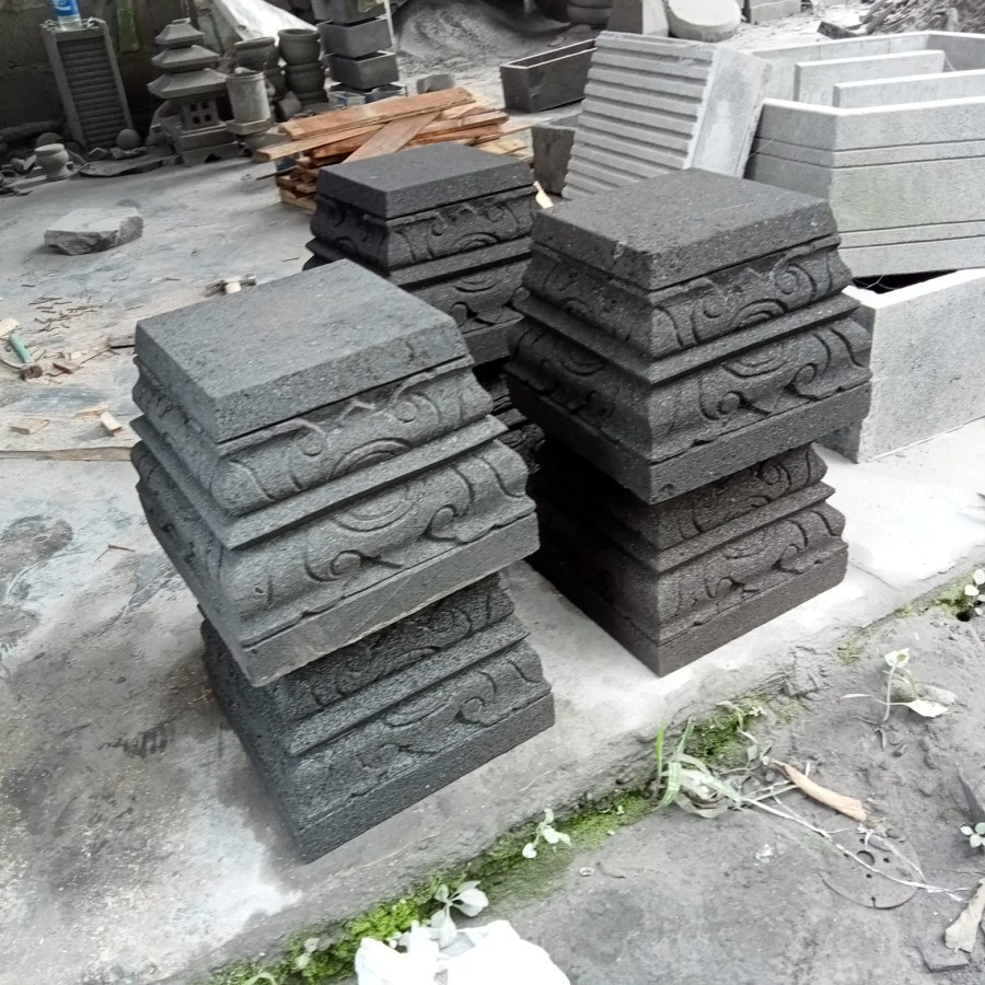 UMPAK BATU GASEBO