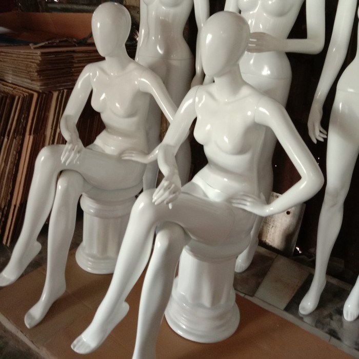 PROMO patung manekin full body duduk wanita jari karet impor