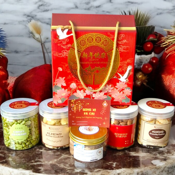 

Hampers Imlek Nastar Dan Susu Almond Ready