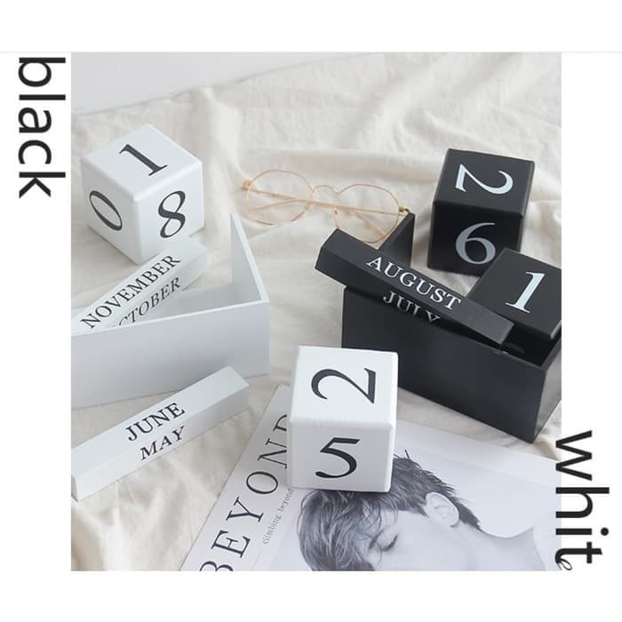 

Wooden Table Calender /Kalender Portabel Vintage Kayu Meja Ready