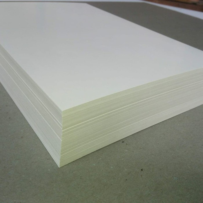 

1 Rim Kertas Ivory 400 Gsm Uk Plano / 79 cm X 109 cm