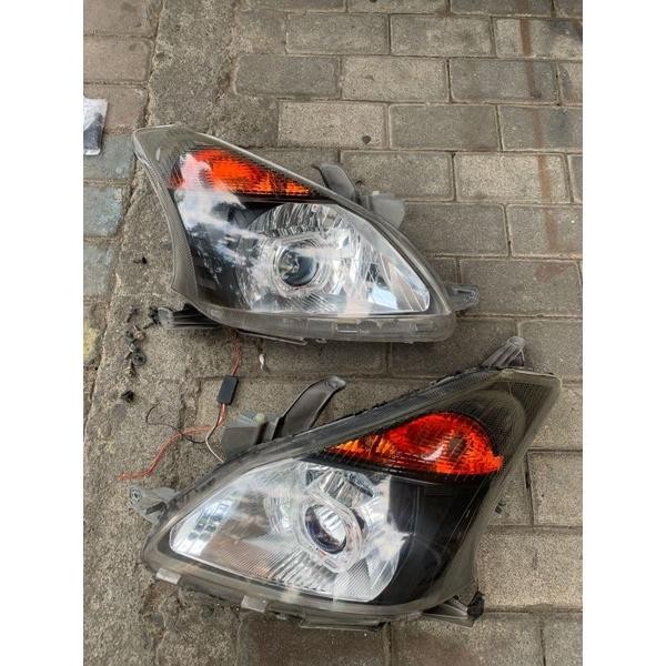 Headlamp Avanza Projector 2012