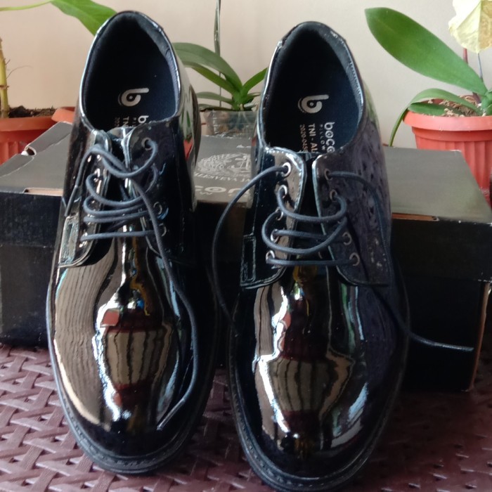 Sepatu PDH TNI-AL Merk Bocorocco Sepatu PDH TNI Pembagian Sepatu Dinas