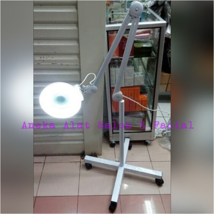 

Lampu Facial/ Kaca Pembesar/Magnifying lamp sulam Dll