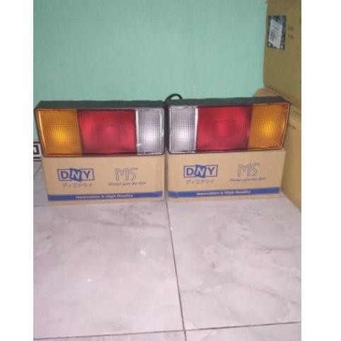 Stop Lamp Belakang Truk Canter Merek Dny