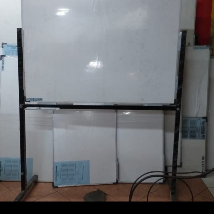 

papan tulis white board 60x80cm+standing