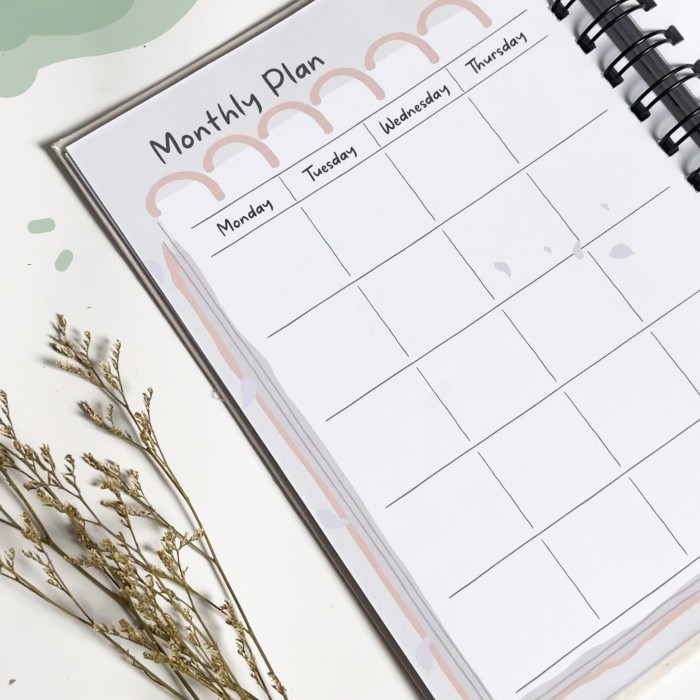 

Terlaris Planner 2024 2025 Custom Cover / Weekly Planner / Monthly Planner SALE