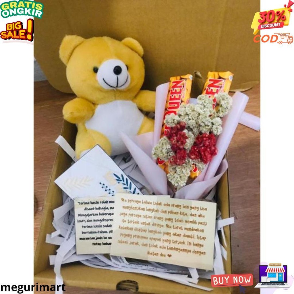 

Hampers Gift Kado Wisuda Ulang Tahun Anniversary Valentine Buket Dried Flower Coklat Silverqueen D Termurah