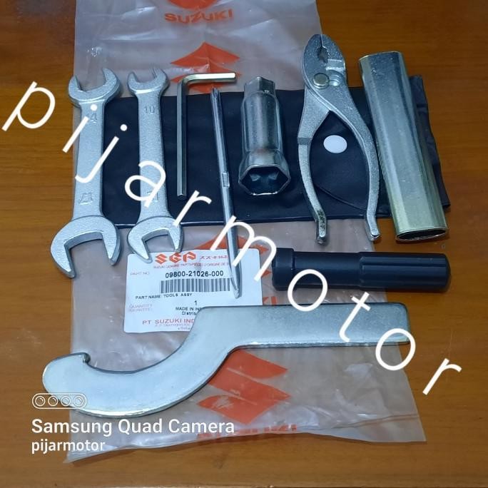 {{{{}}] Kunci Busi Set Toolkit Suzuki TS 125 RGR 150 TRS GT GP