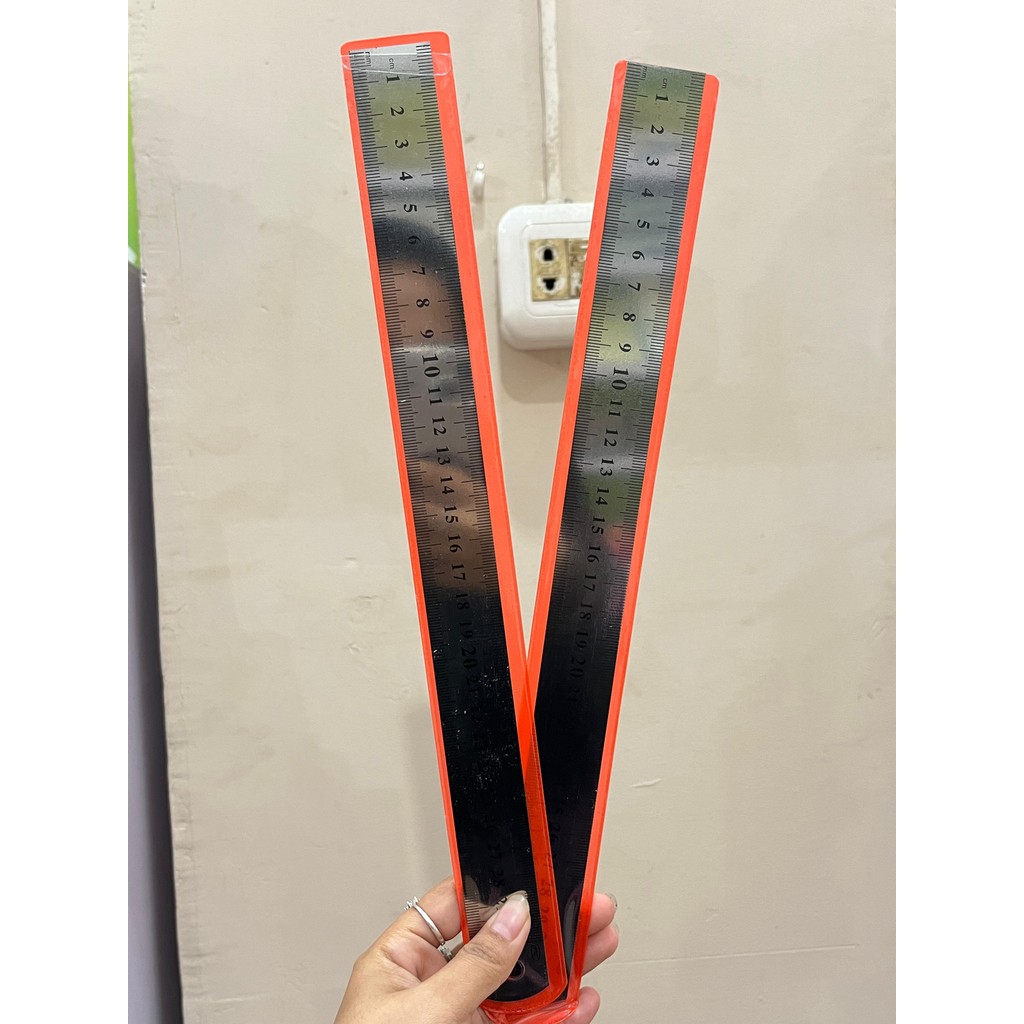 

PENGGARIS BESI 30 cm Termurah Stainless Pengaris Garisan