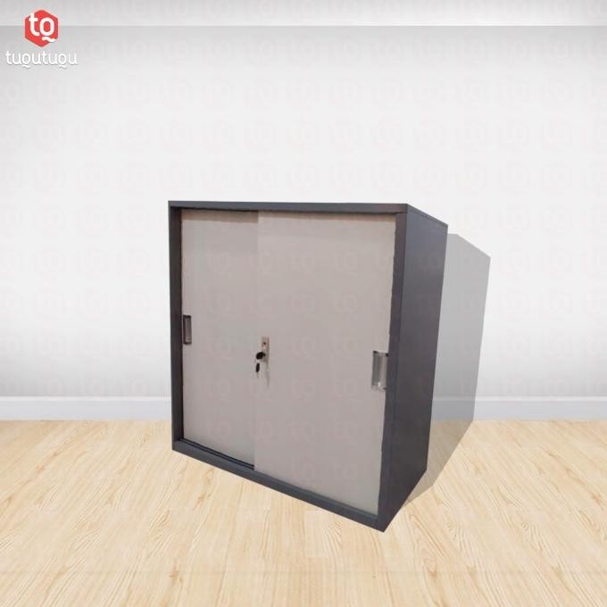 

Lemari Kantor Besi Penyimpanan 2 Rak Pintu Panel Sliding atau Geser