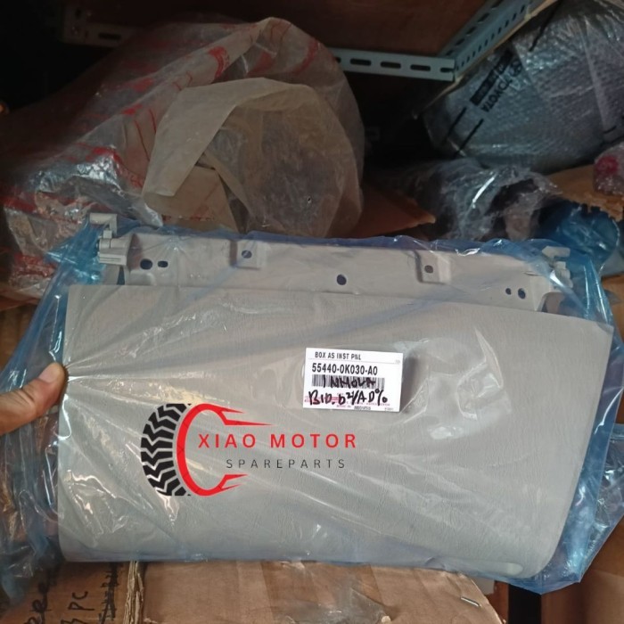 Tutup laci atas dashboard innova inova 2004-2008 55440-0k030-AO Asli