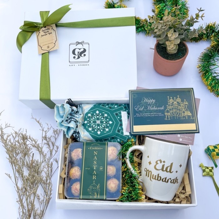 

HAMPERS RAMADHAN / HAMPERS LEBARAN / KUE NASTAR / SAJADAH TRAVEL /