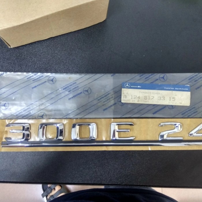 Jual Emblem Bagasi W124 300 E 24 Original