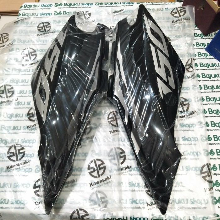 cover body bodi belakang set hitam silver dtracker d-tracker 150 new