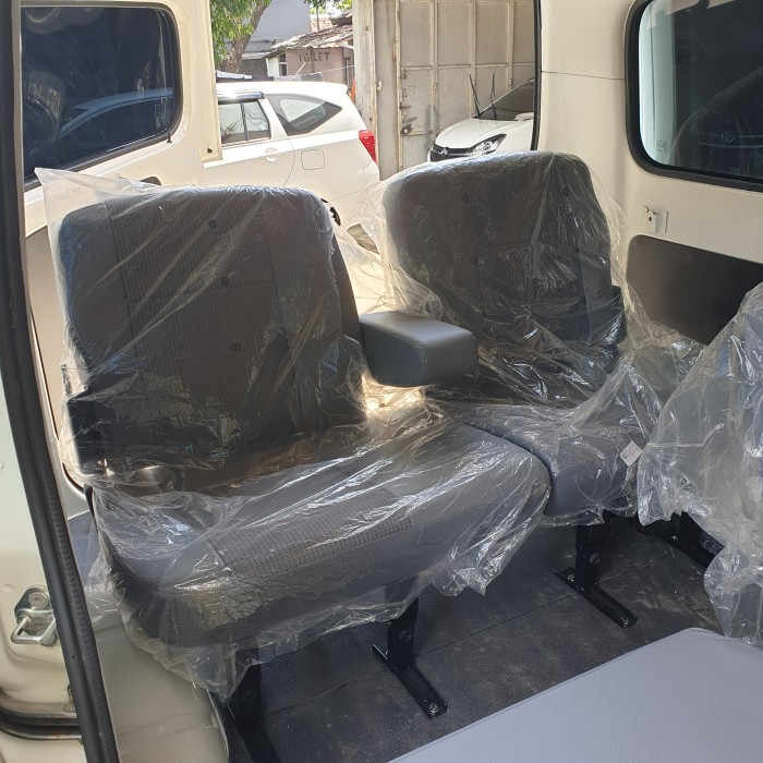 jok belakang baris 3 grand max original hadap depan
