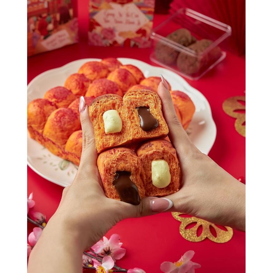 

Gold Pumpkin Buns - Hampers Chinese New Year