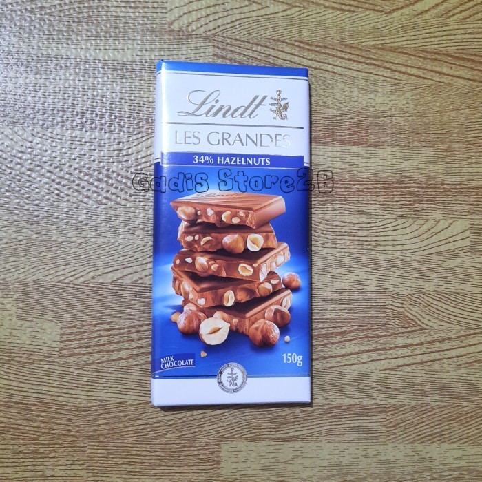 

LINDT LES GRANDES MILK HAZELNUT 150 GR COKELAT CAMILAN