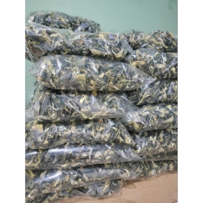 

KERUPUK KULIT IKAN SALMON, RAMBAK KULIT IKAN SALMON 1KG ( MENTAH ) ORIGINAL VIRAAALL