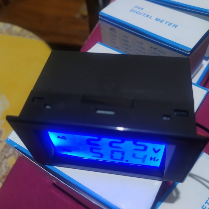 Volt Meter Hz Meter Digital