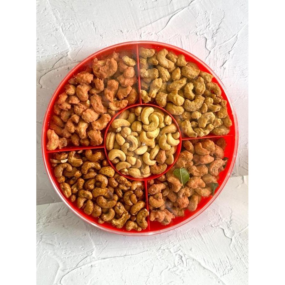 

Kacang Mede Tray 5 Rasa / Mete Toples Premium / Parsel Lebaran