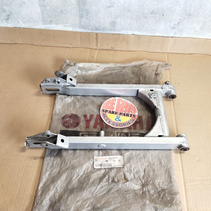 Sasis Garpu Swing Arem Jupiter Ori Yamaha 5Lm-F2110-00 Fork Arm Barang Langka