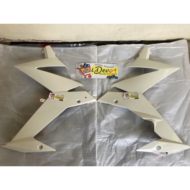 Cowling Depan Bodi Kiri Kanan Raider Fi 150 SGP