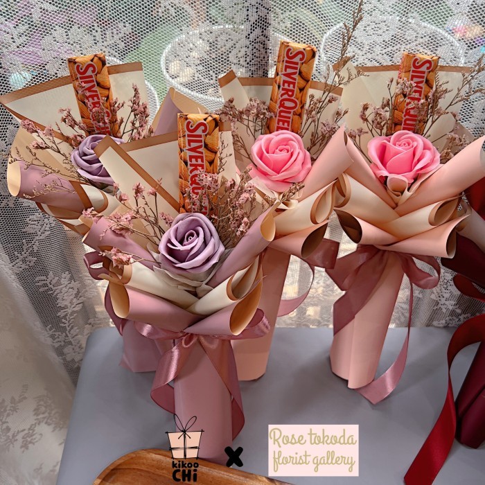

KIKOOCHI MITSU - HADIAH KADO ULANG TAHUN WANITA VALENTINE PACAR COKLAT