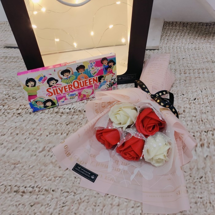 

HAPPYGIFT - HAMPERS KADO BUNGA VALENTINE - COKLAT VALENTINE GB014