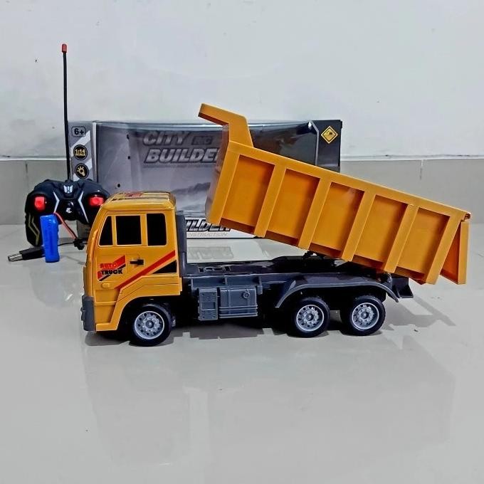 Mainan RC Dump Truck Pasir Remote Control - Mobilan Truk Fuso Remot