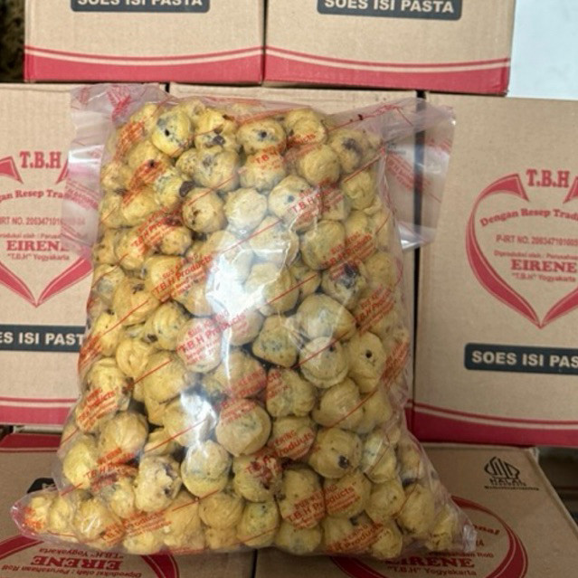 

Soes Cokelat Lezat 1kg / 1000gr Cemilan Manis Lezat