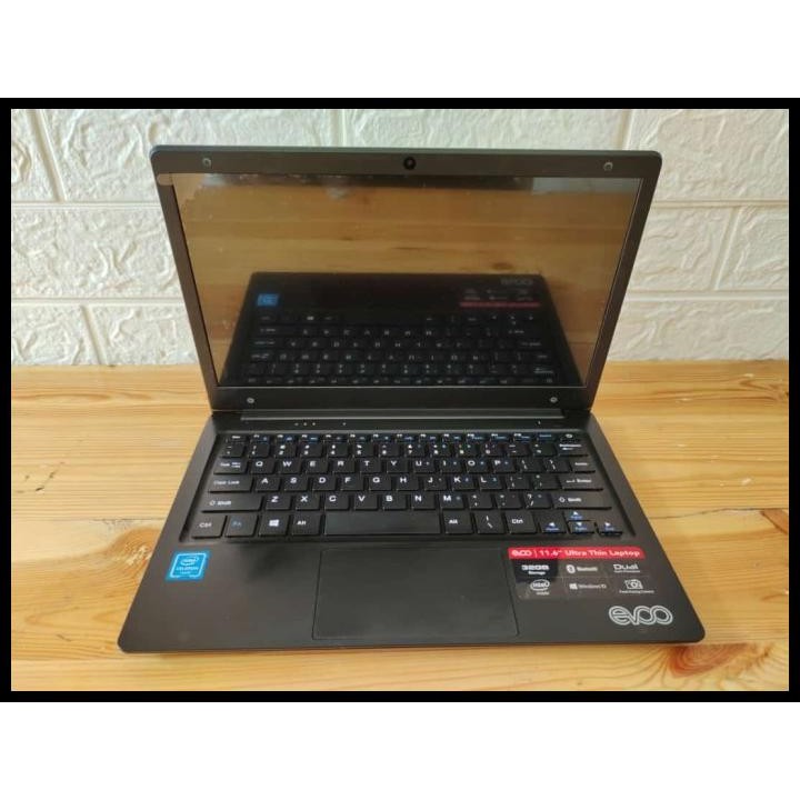 Netbook EVOO Intel Celeron 3Gb 32gb windows 10 tipis dan ringan