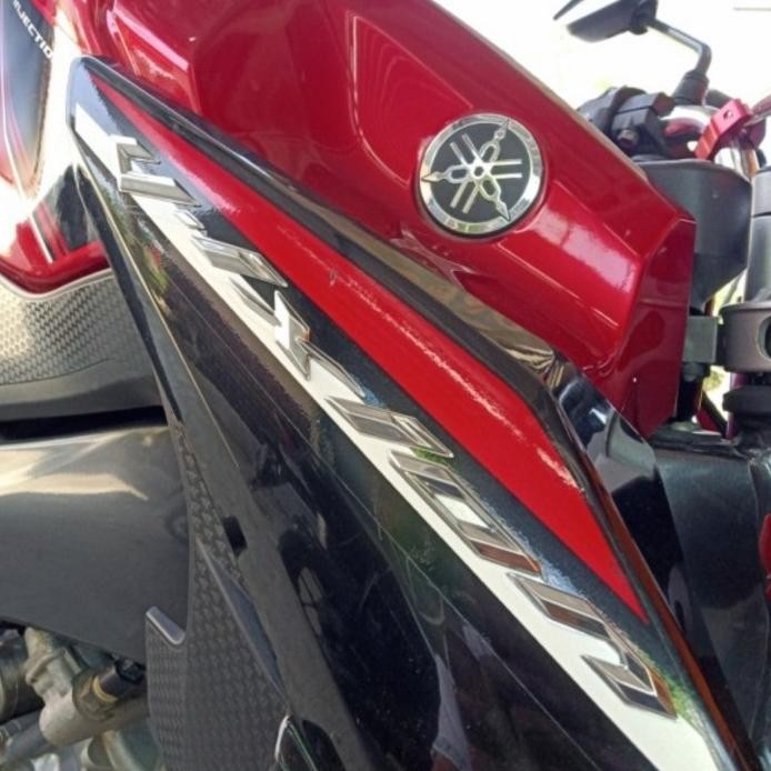 Stiker Emblem Body Sayap New Vixion Nva Ori Yamaha (1Pc) 2Tp-F416B-00 Hemat