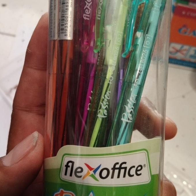 

Produk Baru!! Pulpen Snowman V7