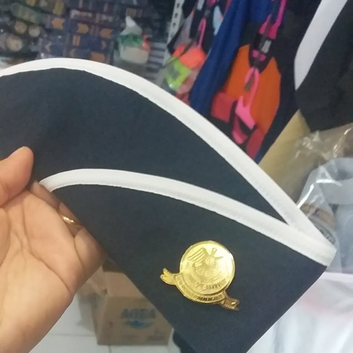 

Topi Mut Phb Lis Putih Cewek Plus Emblim Phb