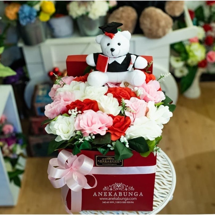 

RANGKAIAN POT BUNGA PLASTIK ARTIFICIAL FLOWER MEJA PALSU VAS HIAS BOX